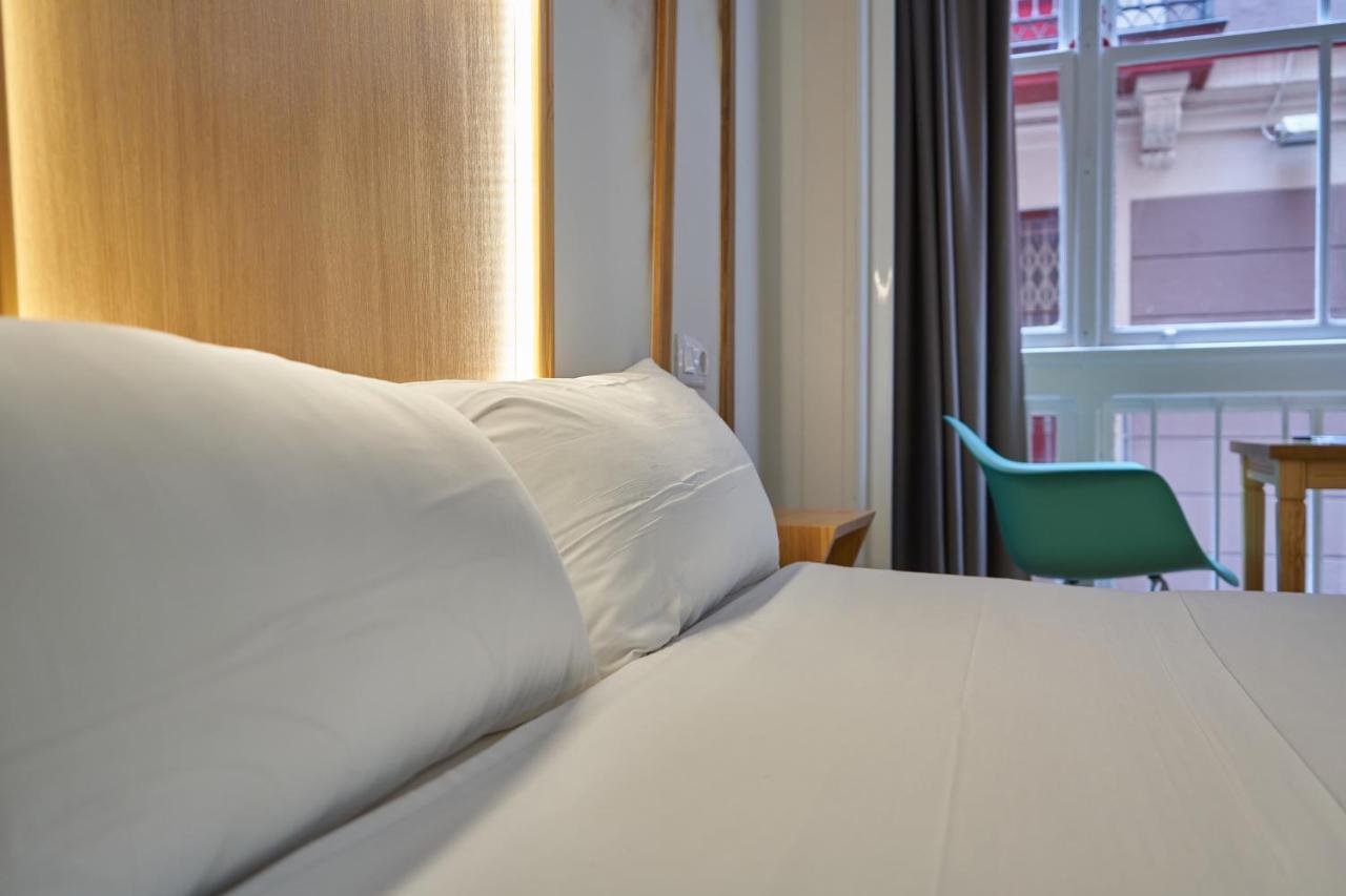 Pension Aliciazzz Bed And Breakfast Bilbao Kültér fotó