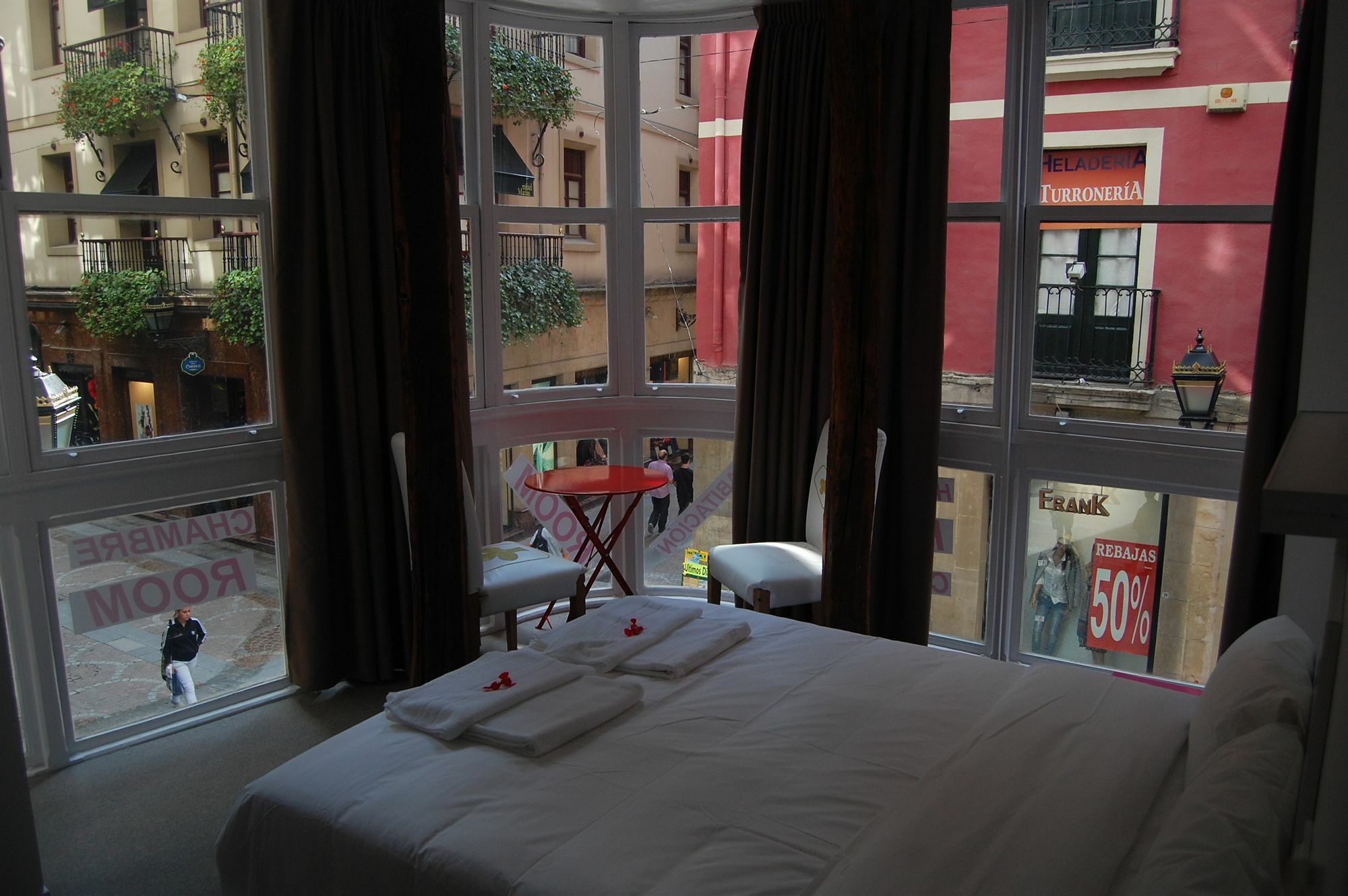 Pension Aliciazzz Bed And Breakfast Bilbao Kültér fotó